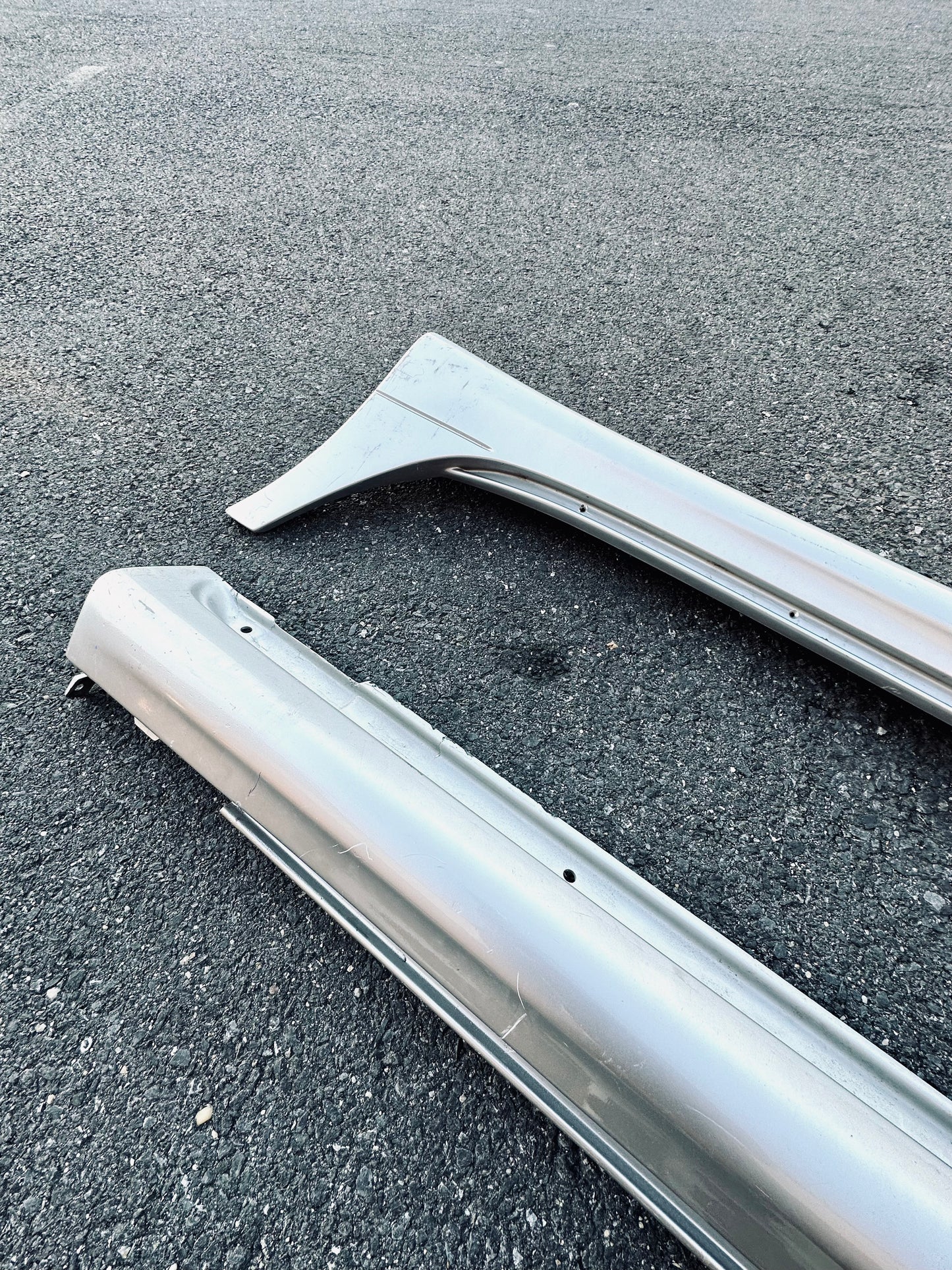 Auto Couture Side Skirt Pair ( ALL YEAR LS430 UCF30/31 )
